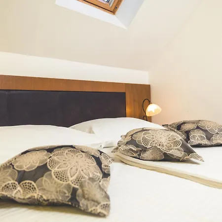 Etno Selo Stanisici Leonida 3*