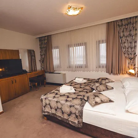 Etno Selo Stanisici Leonida Hotell Dijelovi