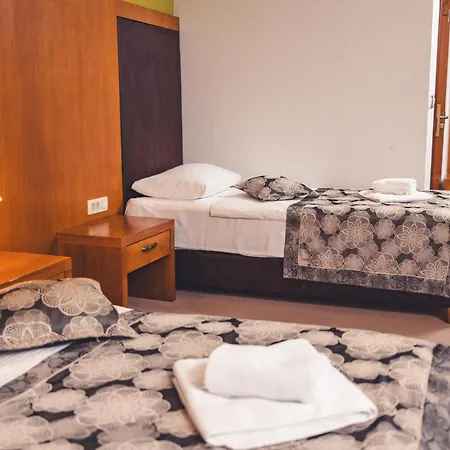 Etno Selo Stanisici Leonida 호텔