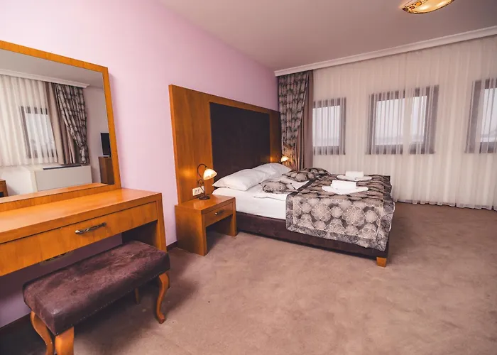 Hotel Etno Selo Stanisici Leonida 3*